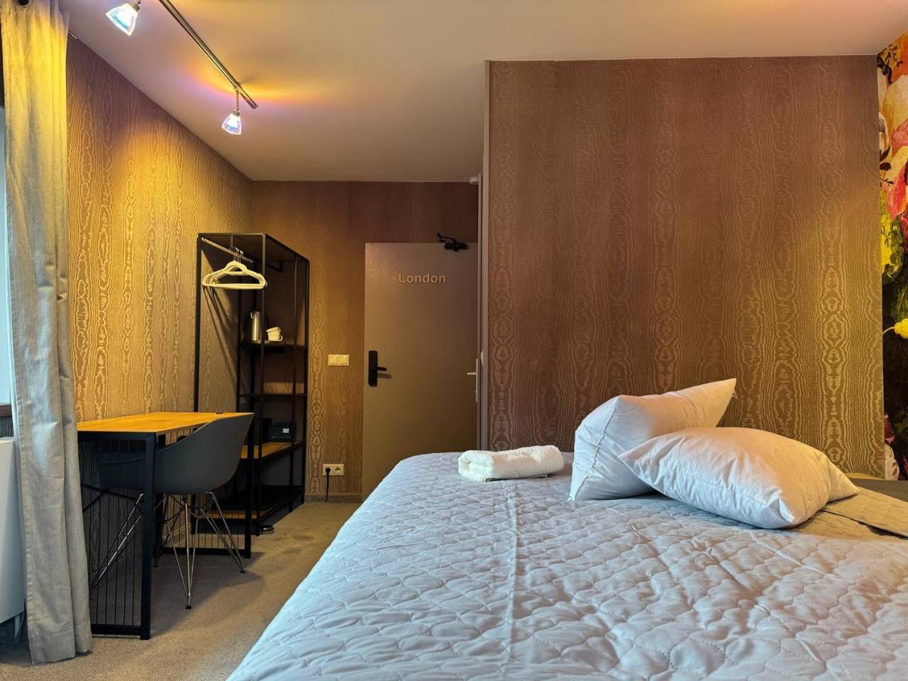 Two Brothers Inn Pertisau Bilik gambar